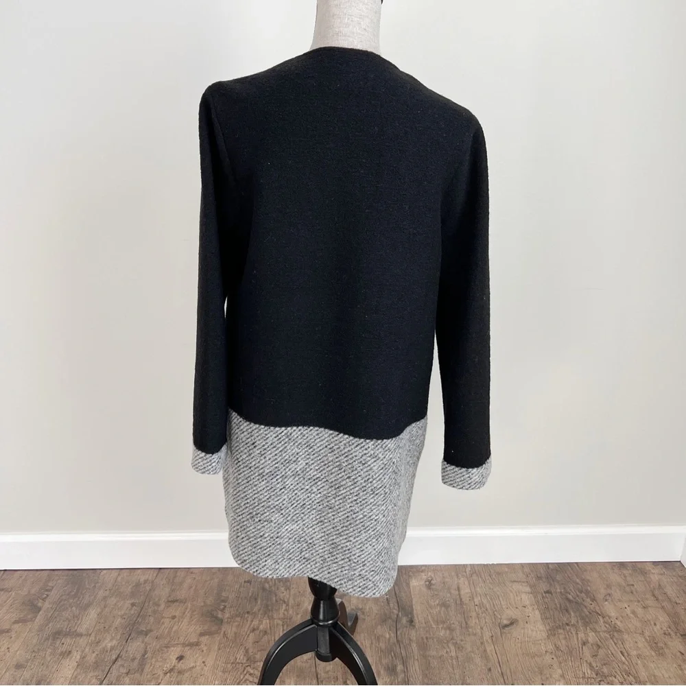 Tahari Wool Cardigan Jacket Colorblock Duster Jacket Black Grey Stripe Medium - Picture 6 of 16